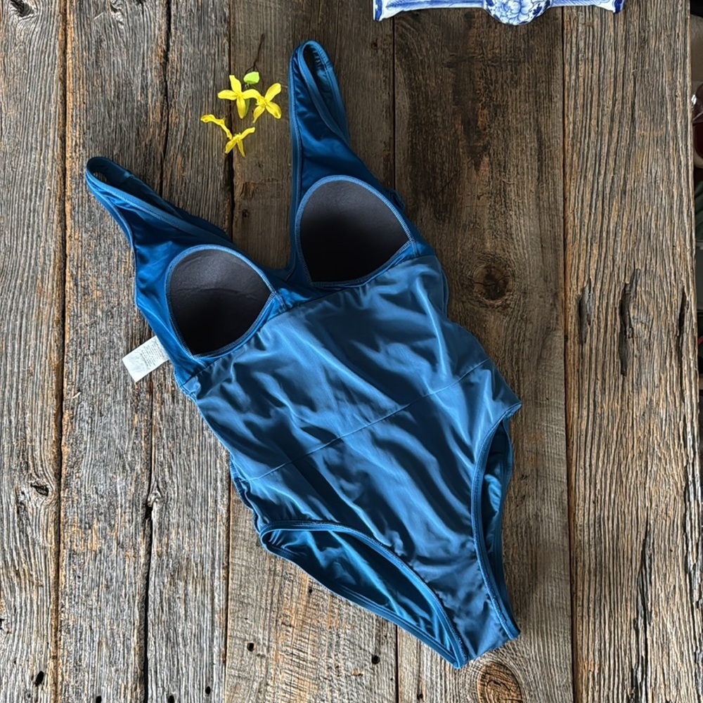 Jantzen One-Piece V-Neck Swimsuit NWOT Size 10 Moroccan Blue - Picture 11 of 12